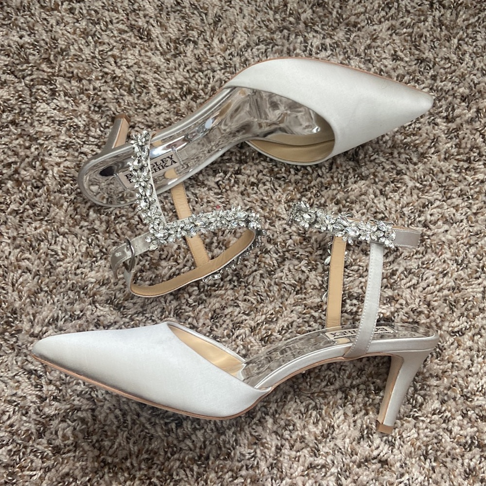 BADGLEY MISCHKA Esmeralda Embellished Silk Pumps - Picture 2 of 6
